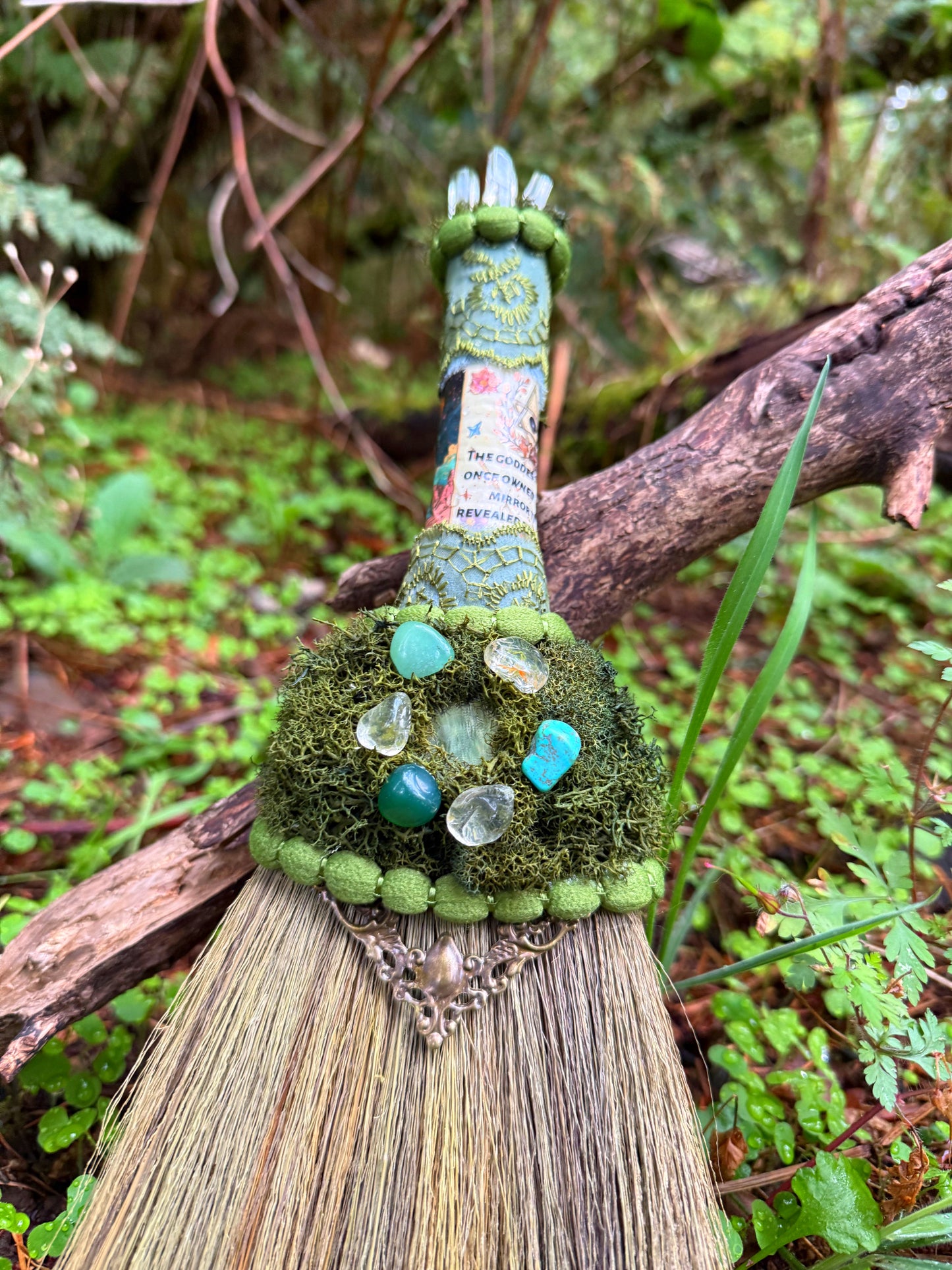 Mirrorwood Besom