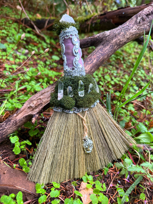 Quartz Gaurdian Besom